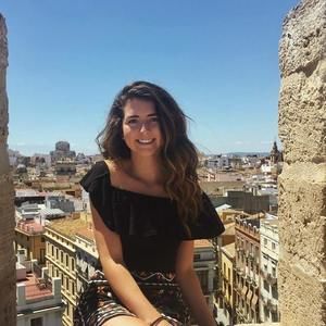 Meet your Posher, Harris